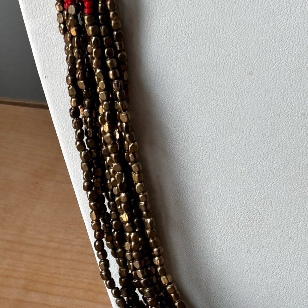 ZAD Cranberry and gold color seed bead necklace/ gold tone/measures 38 in length - Picture 2 of 9